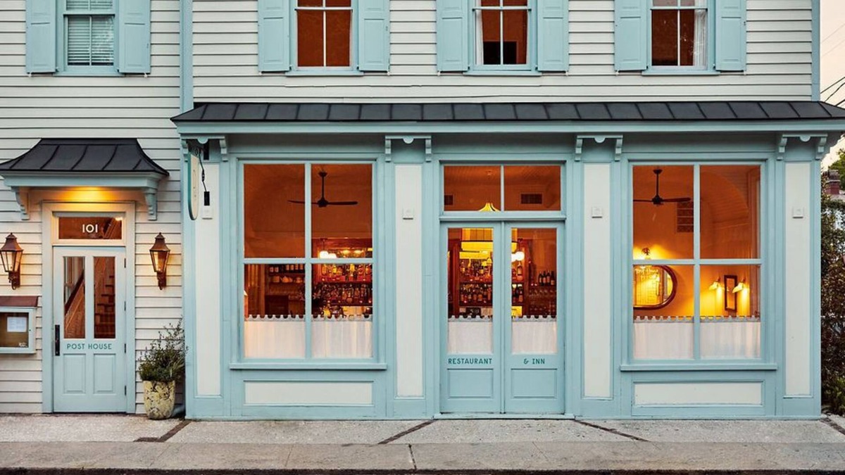 Old Village Historical District Bed & Breakfast | Post House Inn