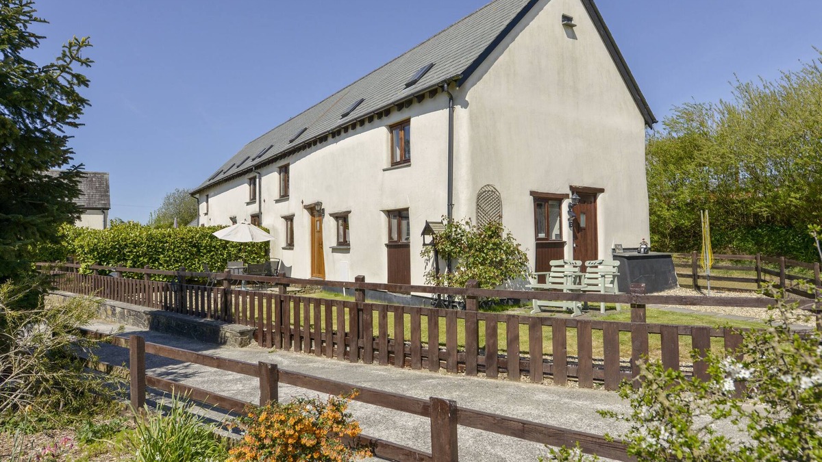 Holsworthy House | POST HOUSE, pet friendly, with a garden in Holsworthy