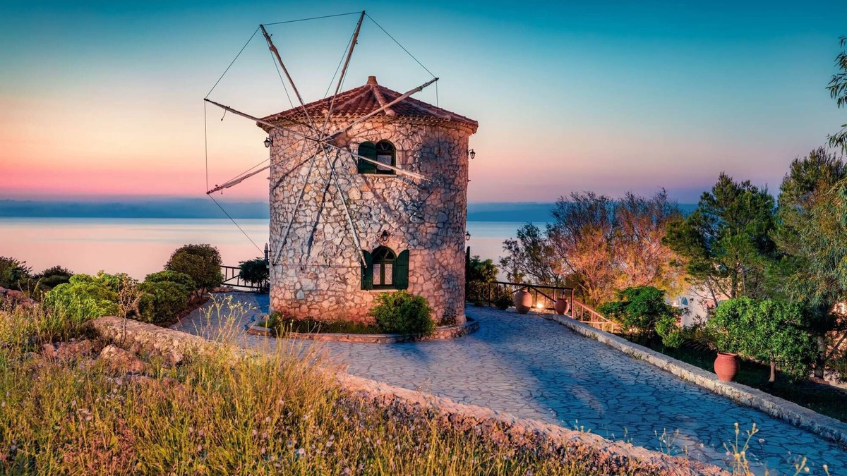 Korithi Apartment | Potamitis Apartments - Stone Windmill