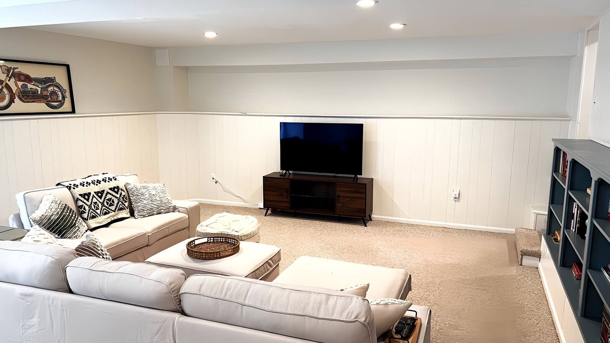 Travilah House | Potomac Zen With A Pool, 30 min to DC