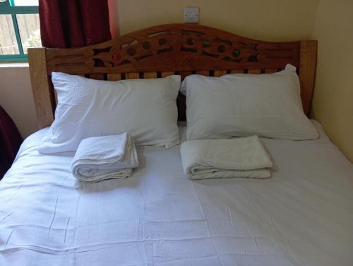 Kagio House | Potters Air bed and breakfast