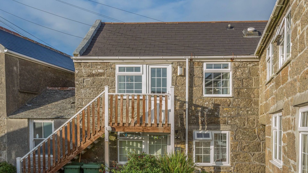 Sennen Cottage | POTTERS BY THE SEA, pet friendly, with a garden in Sennen
