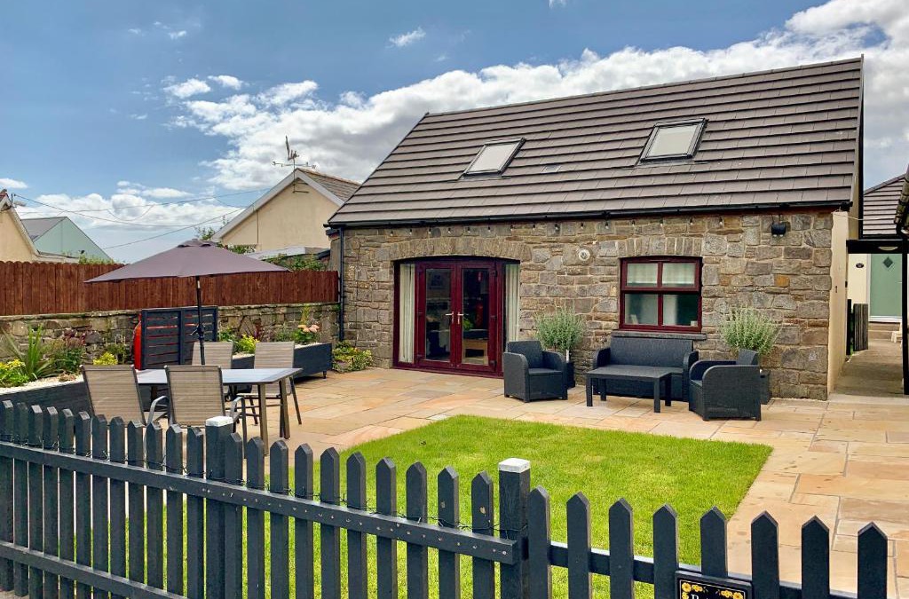 Kilgetty House | Pottery Cottage
