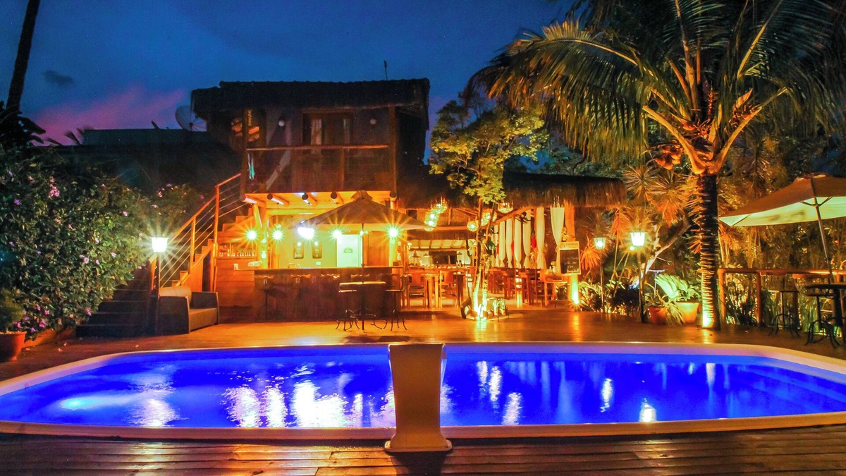 Centro Comercial Hotel | Pousada de Charme Emirados