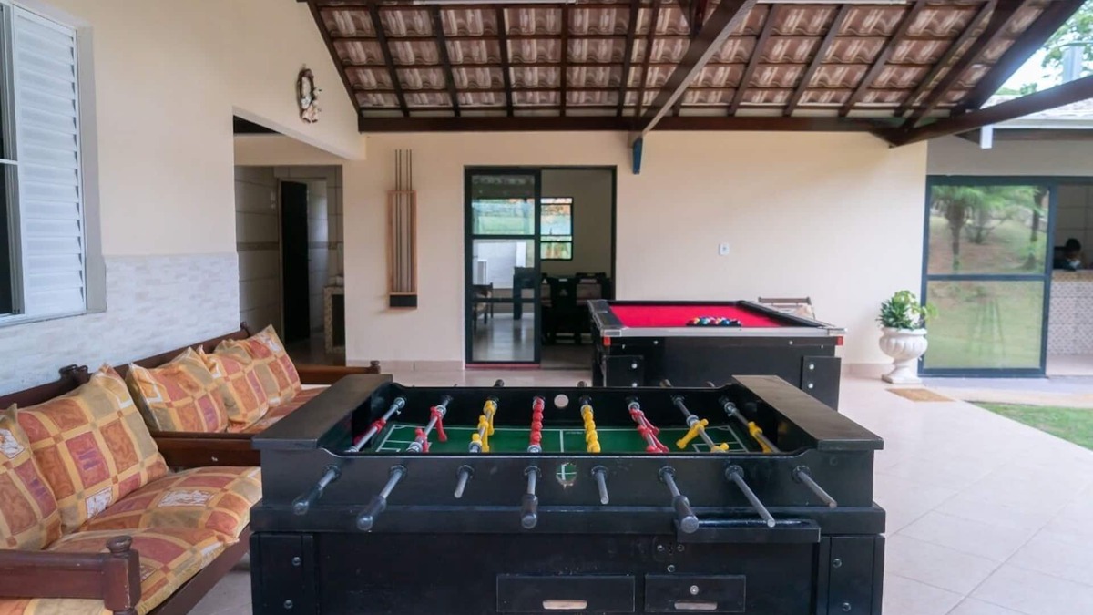 Socorro House | Pousada só pra mim com 4 Suítes , Lago, Piscina, Campinho Pomar, Sky, Wifi,