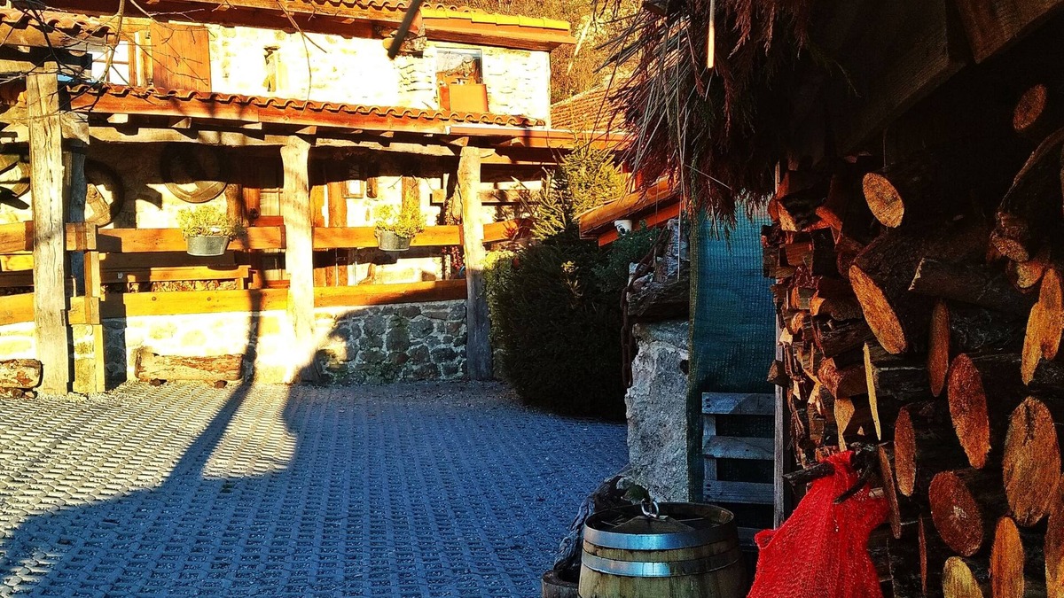 Castro Daire Cottage | Pouso da Serra Mountain Chalet near Viseu + Lamego + Régua