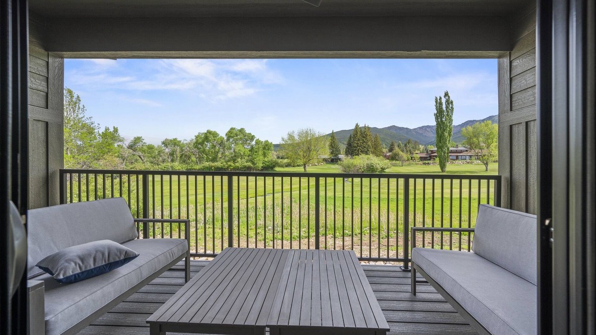 Wolf Creek Condo | Pow Turns Eden Pt B204 Wolf Creek Golf Course