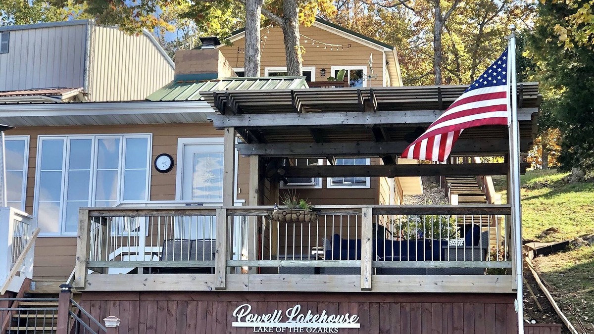 Sunrise Beach House | Powell Lakehouse @8mm
