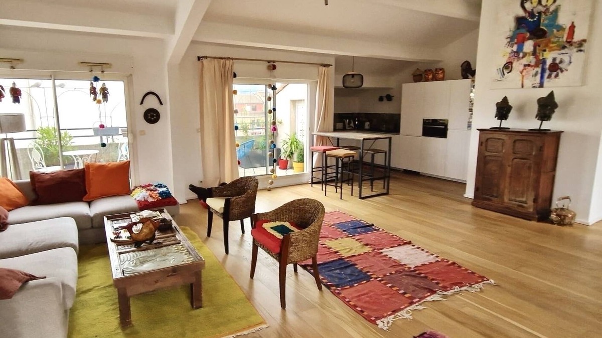 Menpenti Apartment | Prado sunny and spacious Loft Marseille