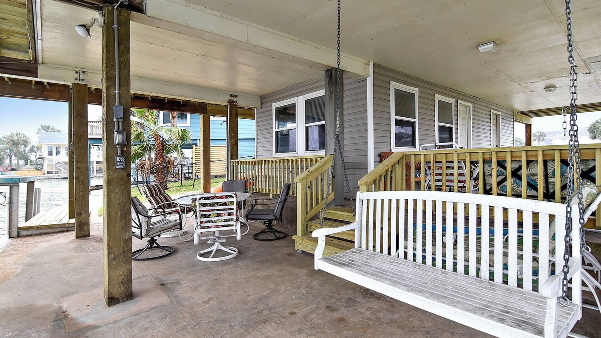 League City Cottage | Prager Bay View