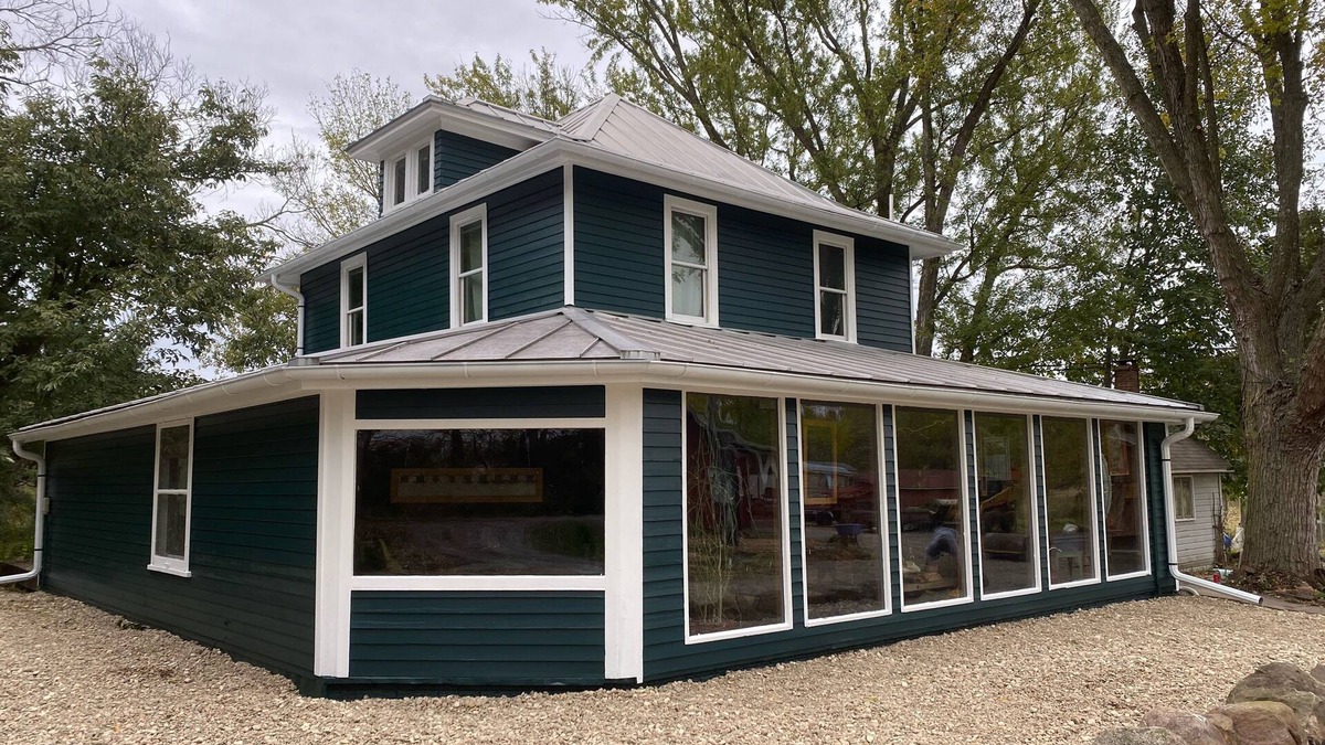 Oakdale Other | Prairie retreat with 40 acres! Near Iowa City, Cedar Rapids, and Amana Colonies.