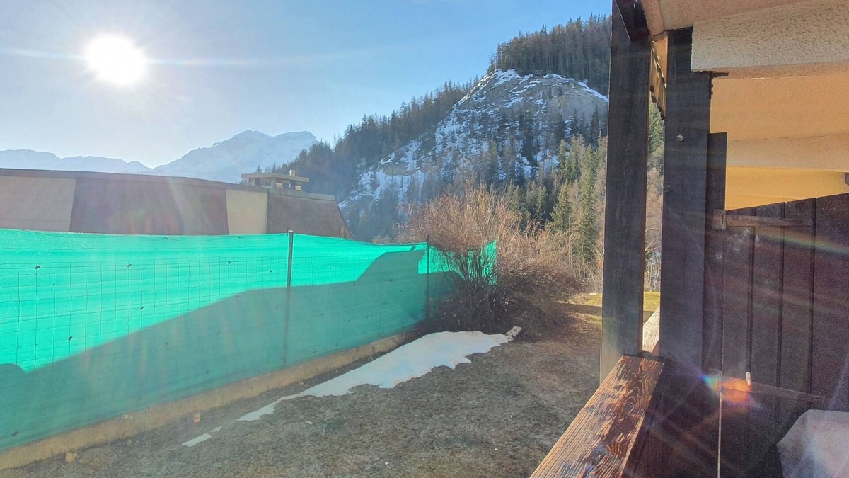 Pra Loup Apartment | Praloup 1600 - 25m² studio in ARRIBAU copro equipped with all comforts for 4 people.