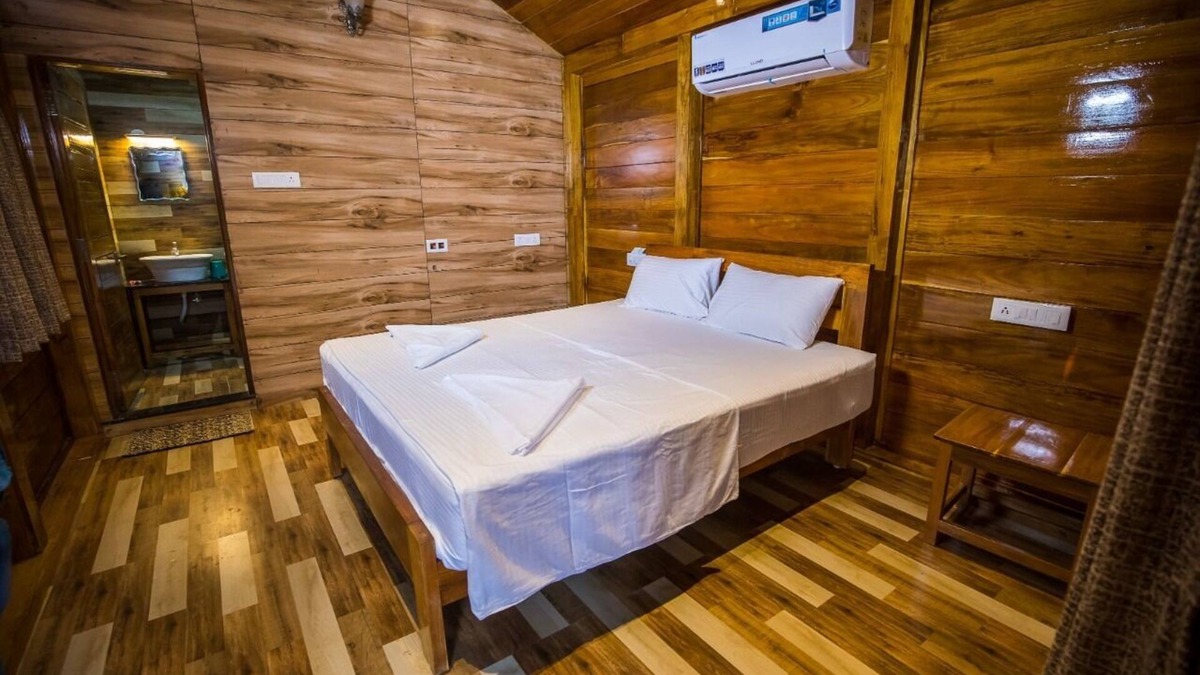 Hireguthi Hotel | Prarthana Beach Stay