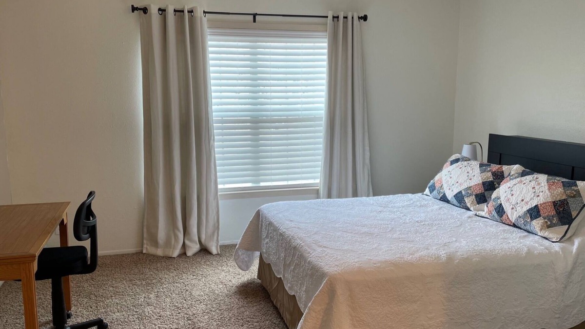 Blossoms Park House | preciosa casa completa 2 bedroom 2.5 bathroom