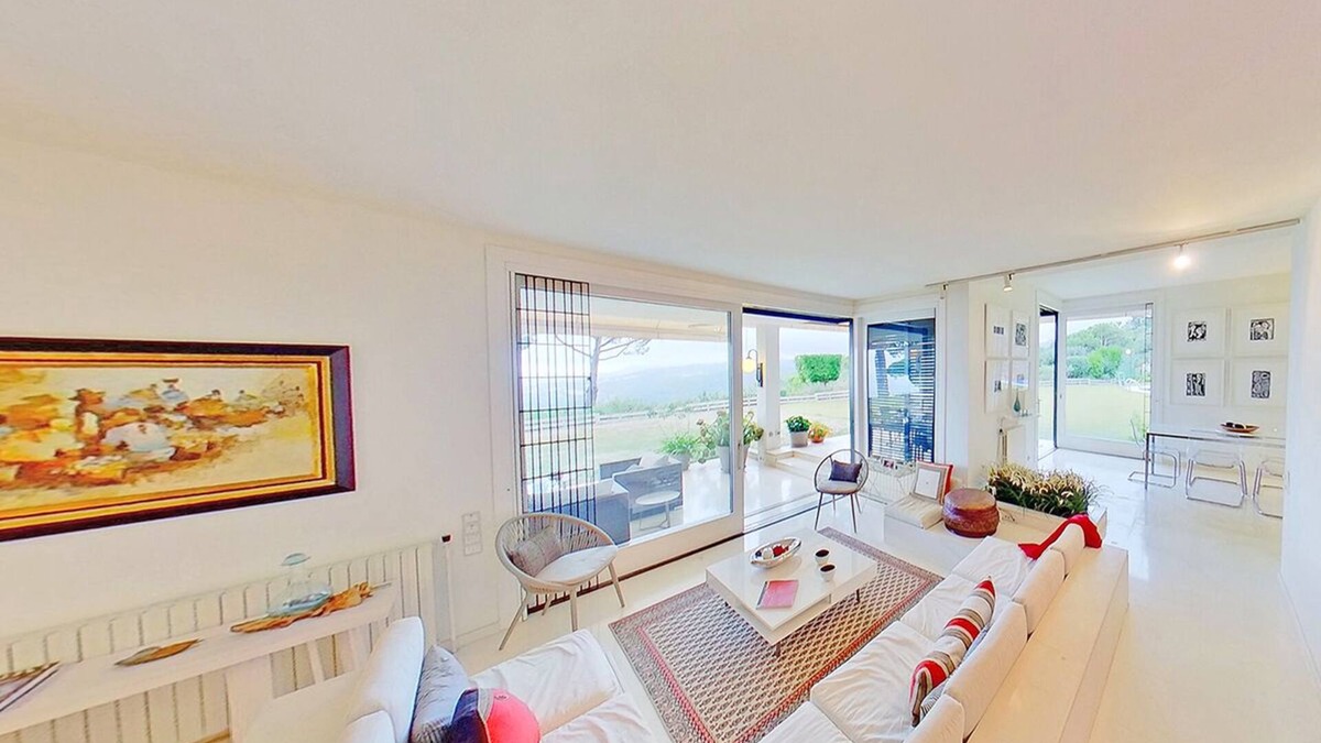 Sant Andreu de Llavaneres House | PREMIUM HABITAT THE SMILE