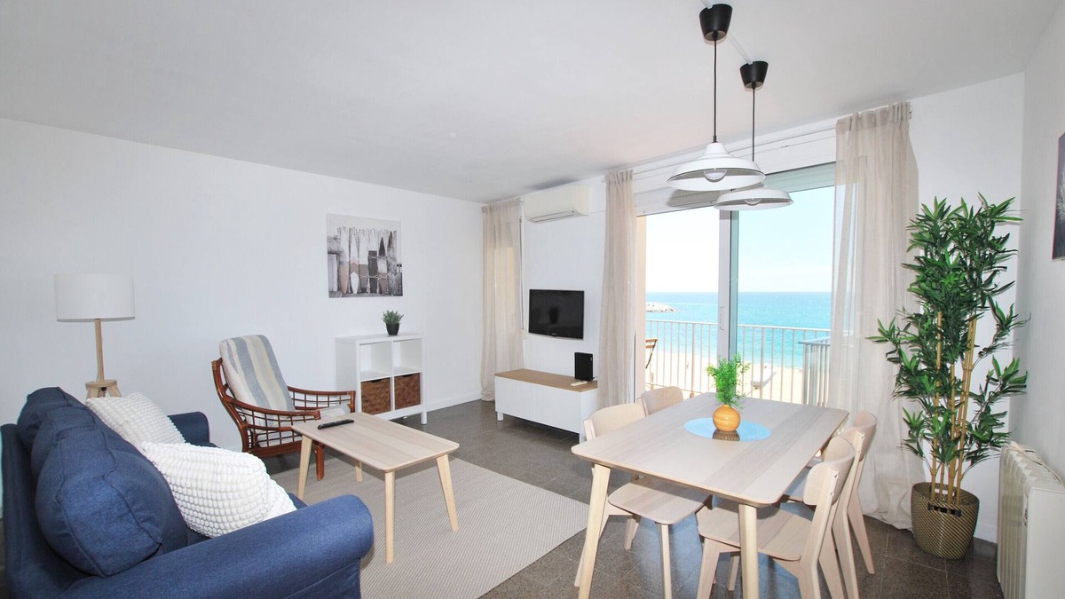 Premia de Mar Apartment | Premia Palm View