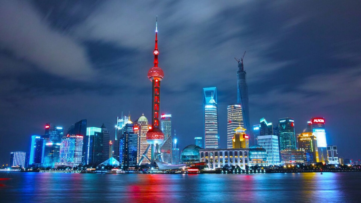 Downtown Shanghai Apartment | Premier 1 Bedroom Apartment at Huaihai Road Huangpu Shanghai