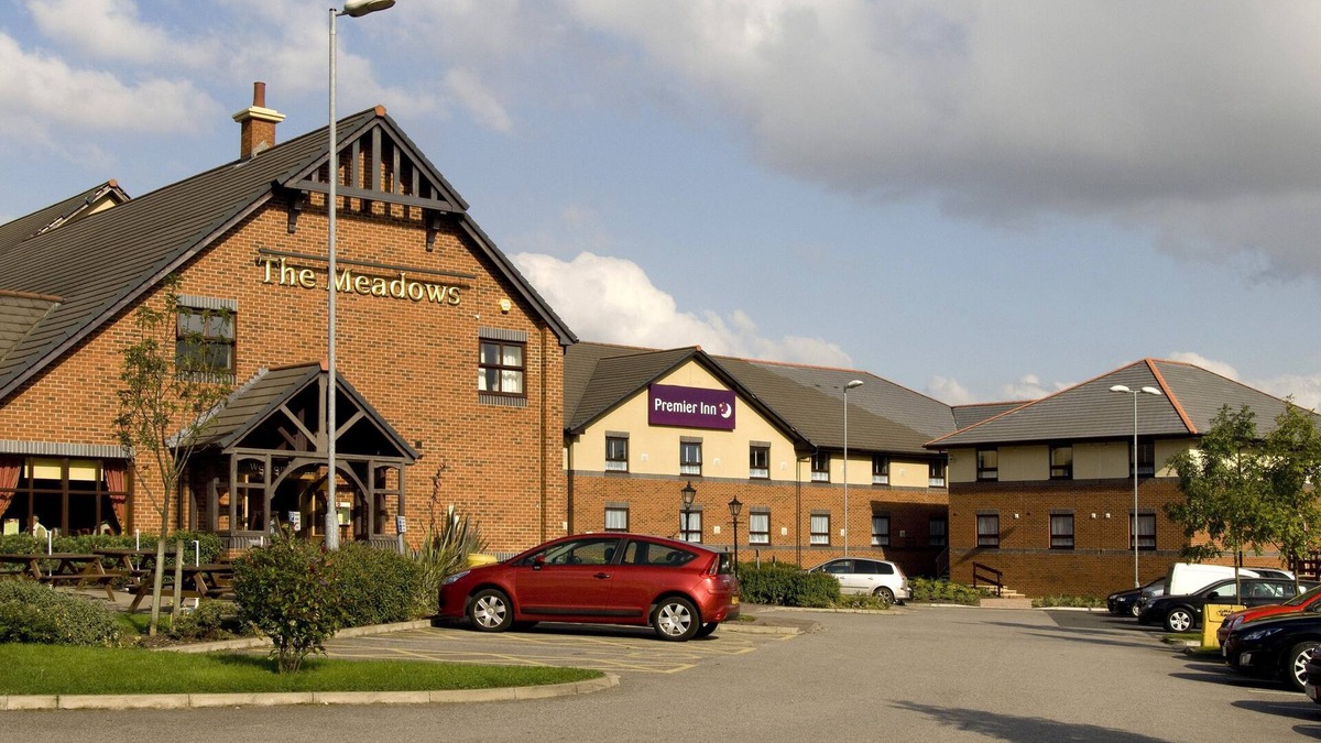 Thurnscoe Hotel | Premier Inn Barnsley - Dearne Valley