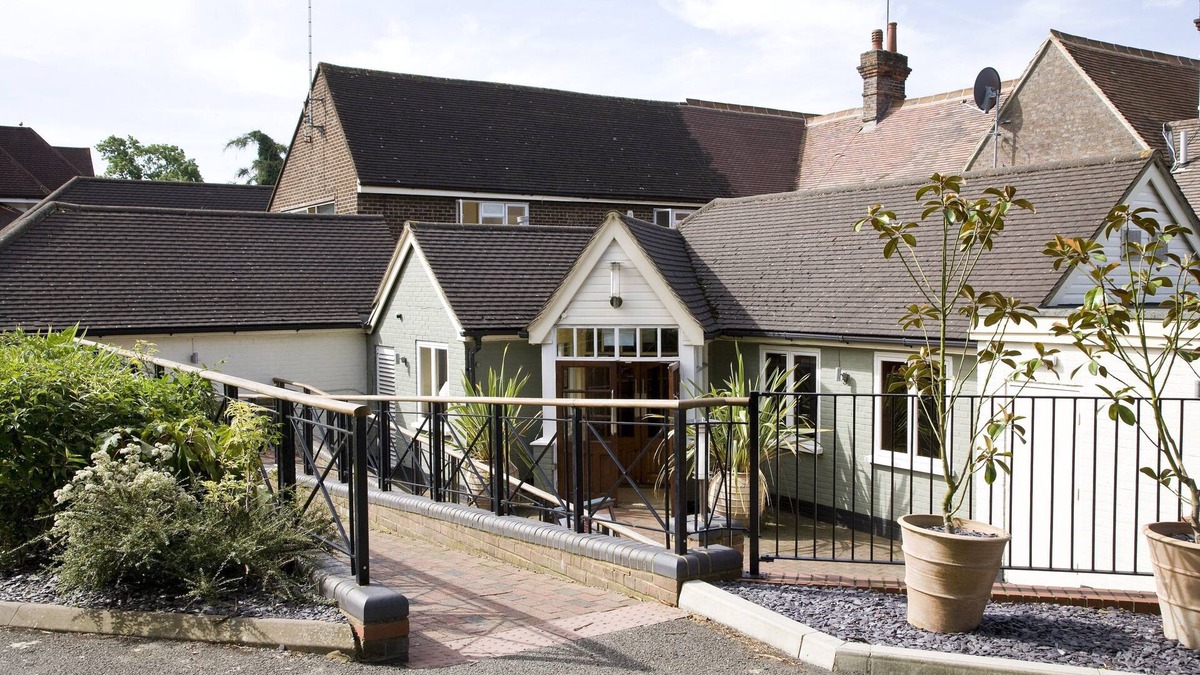 Dunstable Hotel | Premier Inn Dunstable South A5