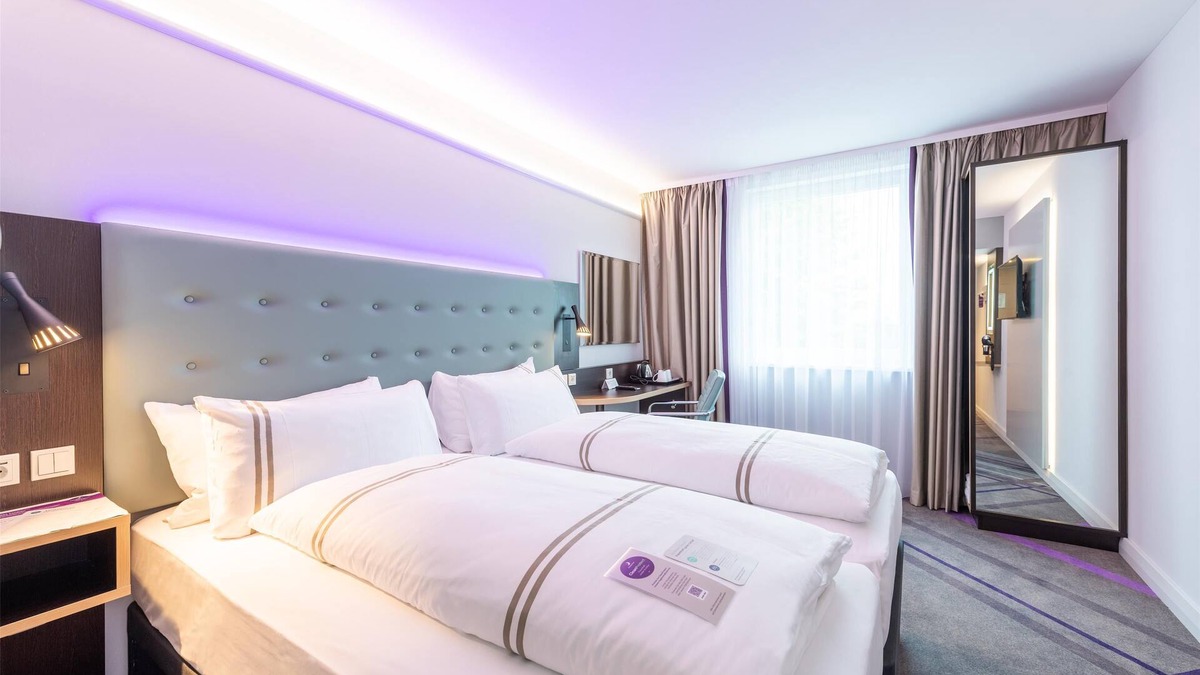 Schwaig Hotel | Premier Inn München Airport Ost