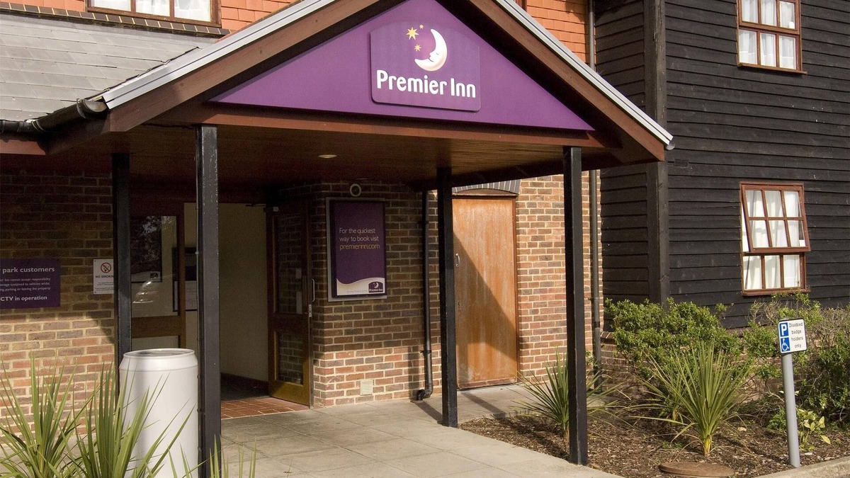 South Heighton Hotel | Premier Inn Newhaven