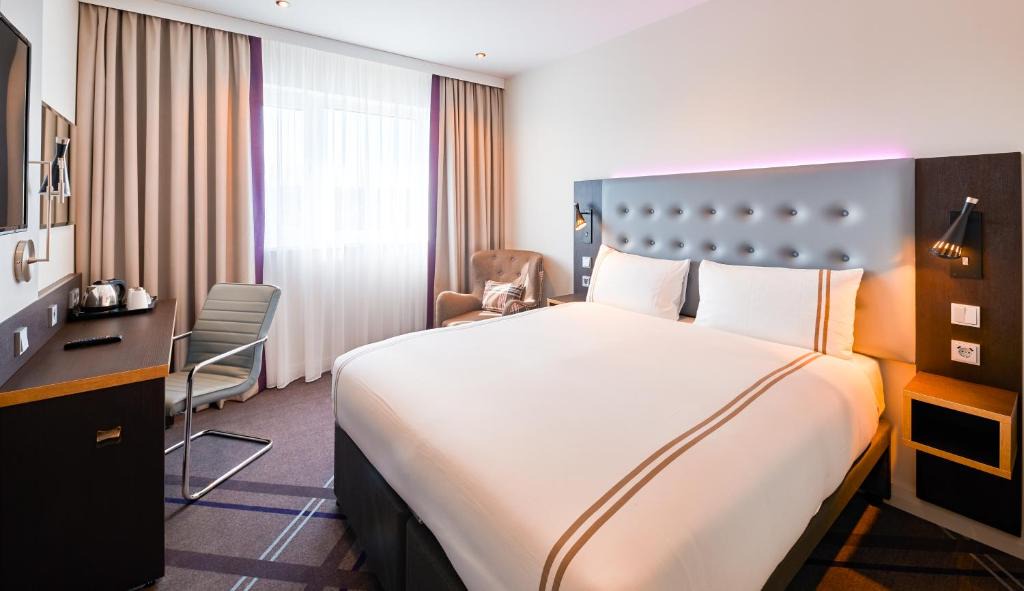 Hauptbahnhof Hotel | Premier Inn Saarbrücken City Congresshalle