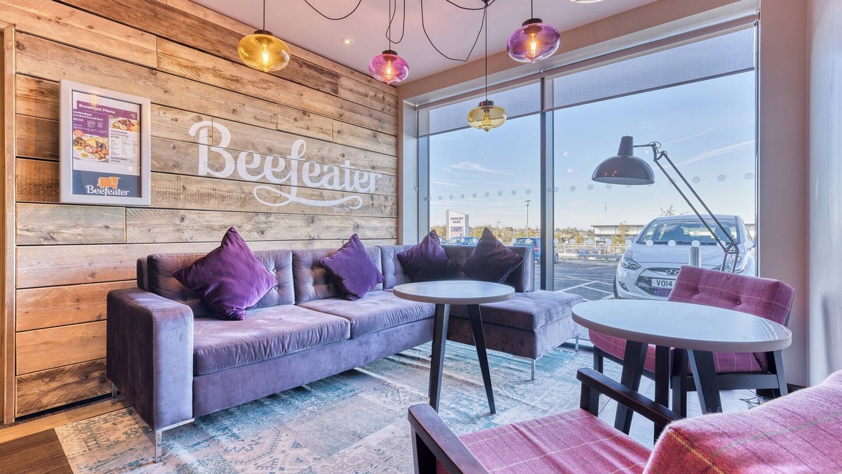 Saffron Walden Hotel | Premier Inn Saffron Walden