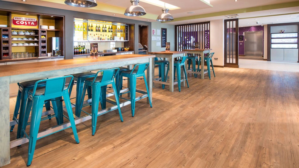 Worthing Hotel | Premier Inn Worthing Seafront