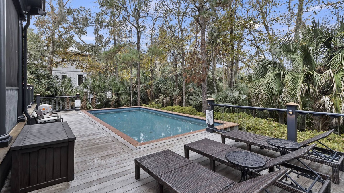 Vanderhorst Plantation House | PREMIER Kiawah Home on Surfsong Road, 5 bedrooms, Private Pool!