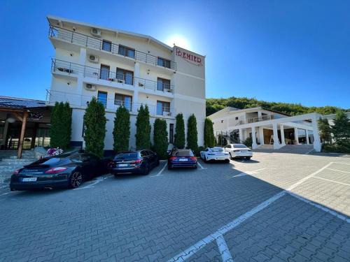 Feleacu Bed & Breakfast | Premier Resort