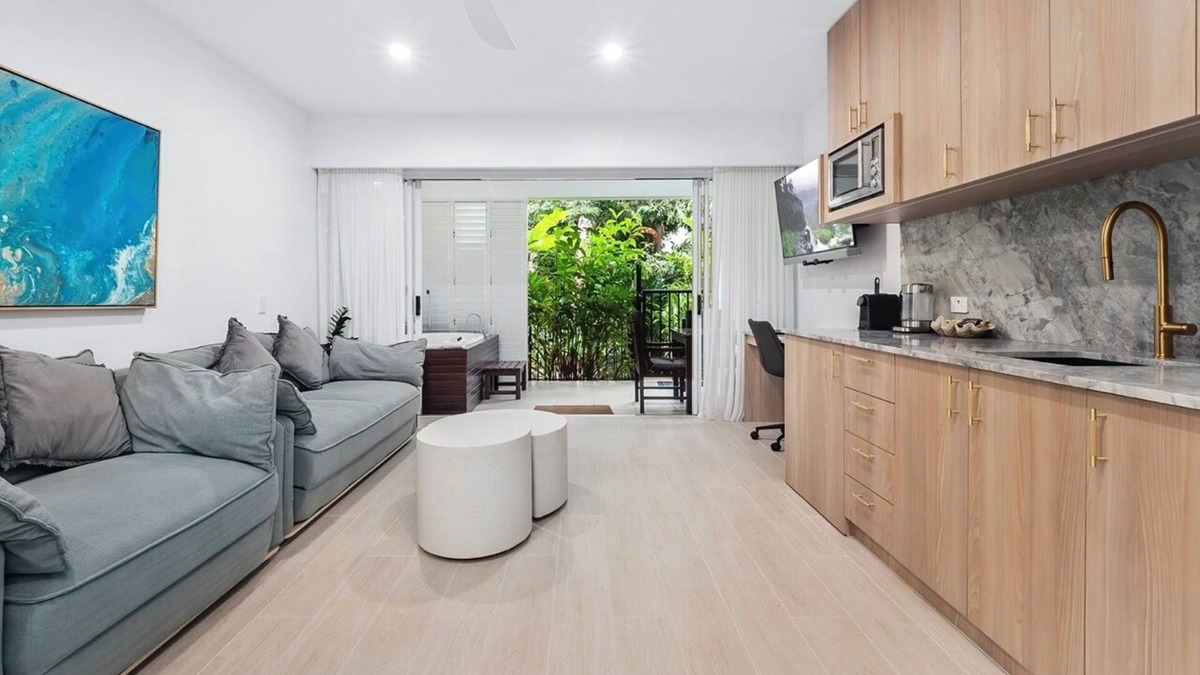 Palm Cove Apartment | Premium 1 Bedroom Beach Club Apartment 3416