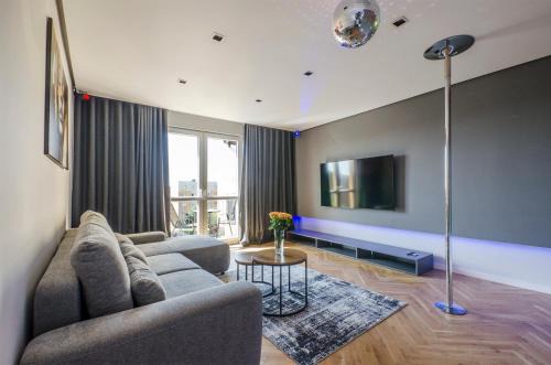 Lucmierz Apartment | Premium Apartament Boya 44 , Pole Dance , Samodzielne zameldowanie , Parking