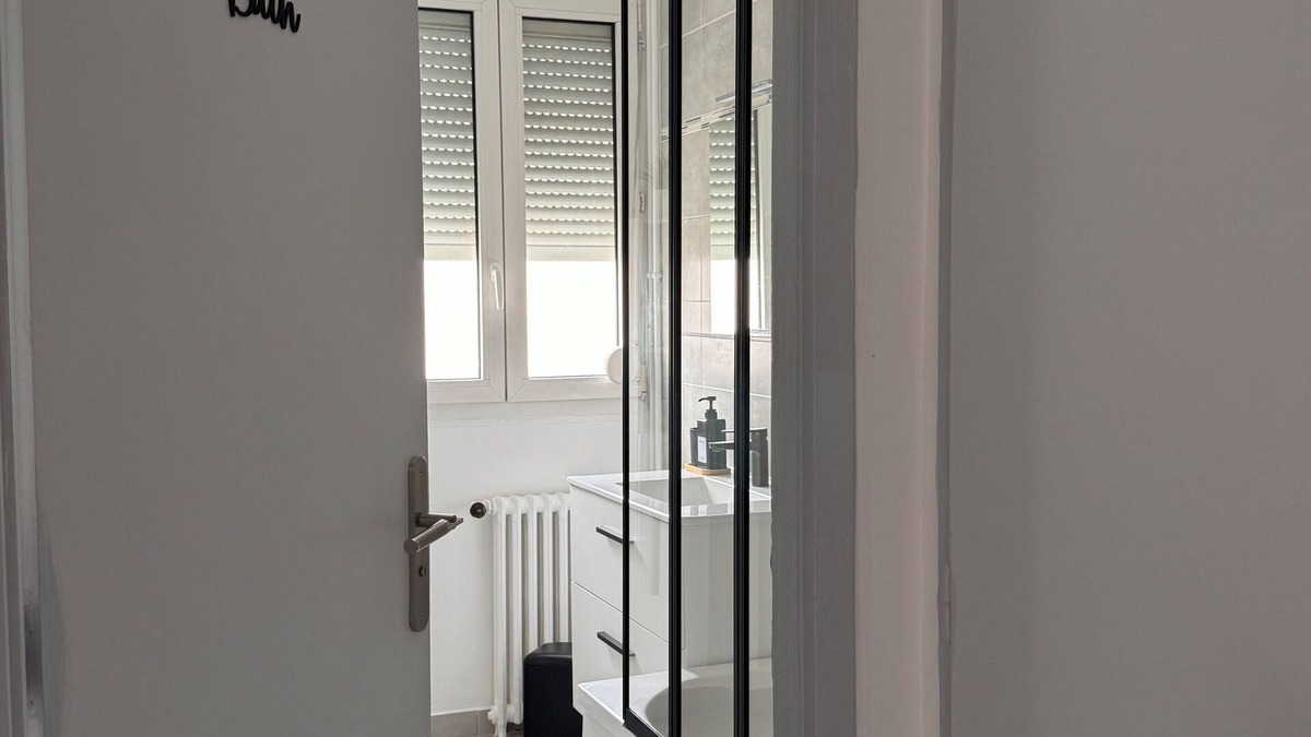Athis-Mons Apartment | Premium apartment 5 mns from orly airport