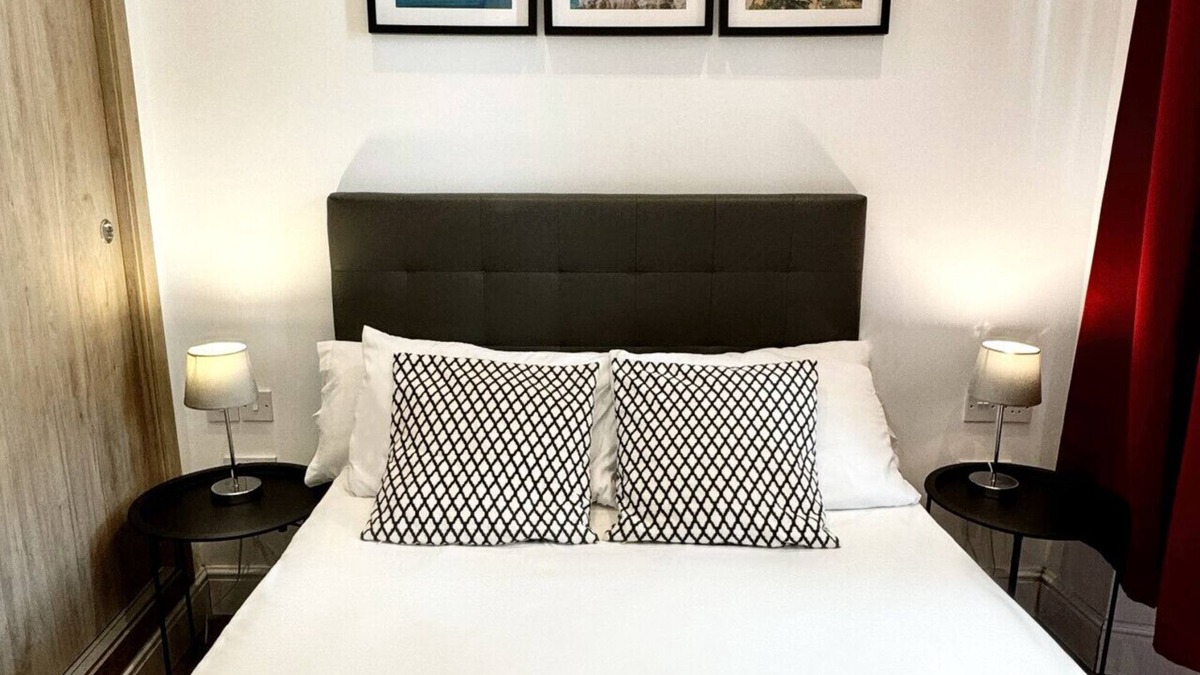 Gibraltar Apartment | Premium City Centre Apartment with Private Balcony