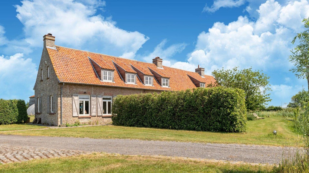 Nieuwmunster Other | Premium farmhouse in Nieuwmunster with pool