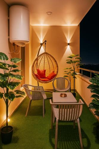 Loralai District Apartment | Premium Goldcrest Mall Apartments Luxury Serviced Stay in DHA Lahore