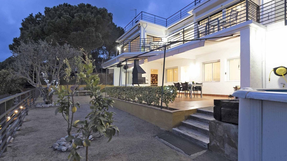 Caldes d'Estrac House | PREMIUM HABITAT ROCA GROSSA
