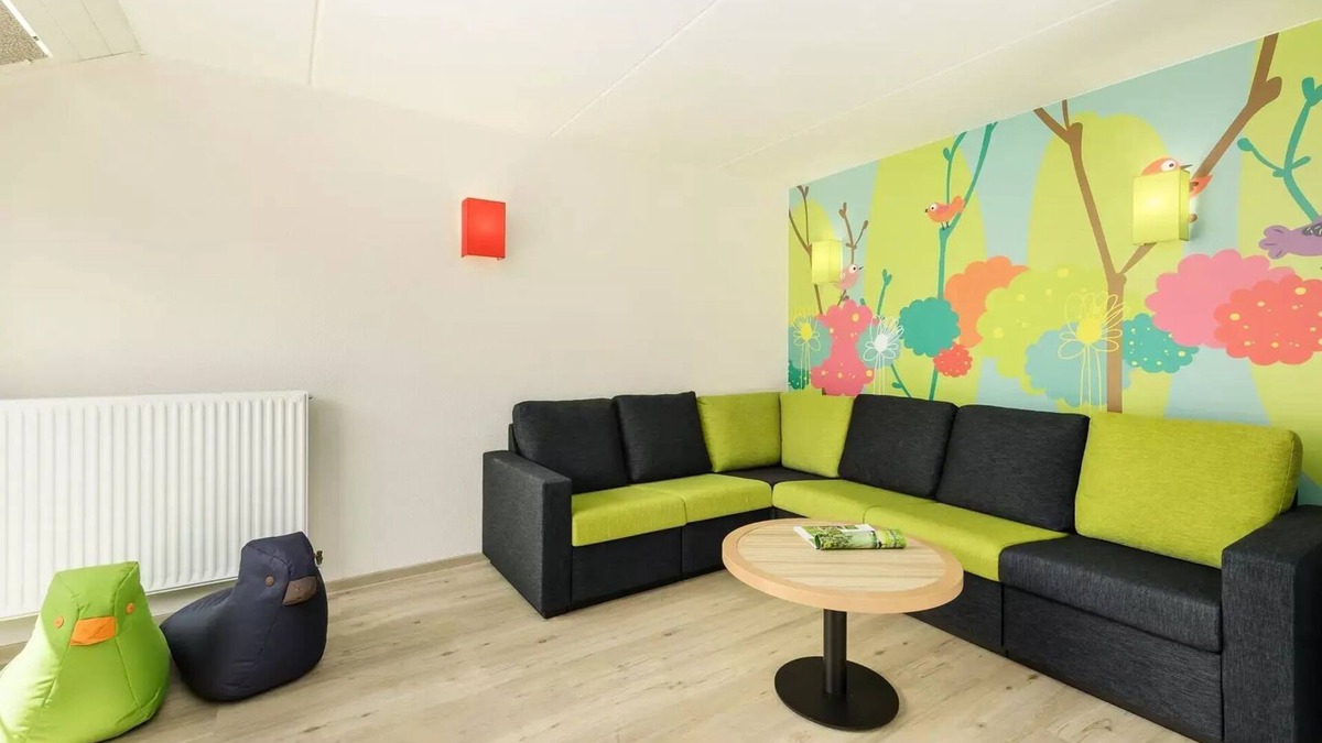 Ortsmitte House | Premium-Kinderhaus für 4 Personen - neues Design