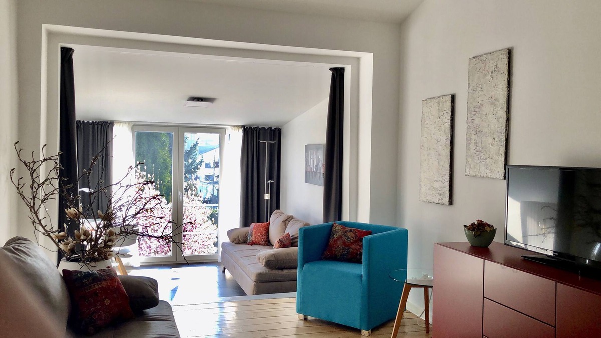 Beuel-Mitte Apartment | Premium living - central Top floor apartment for vacation and business trips