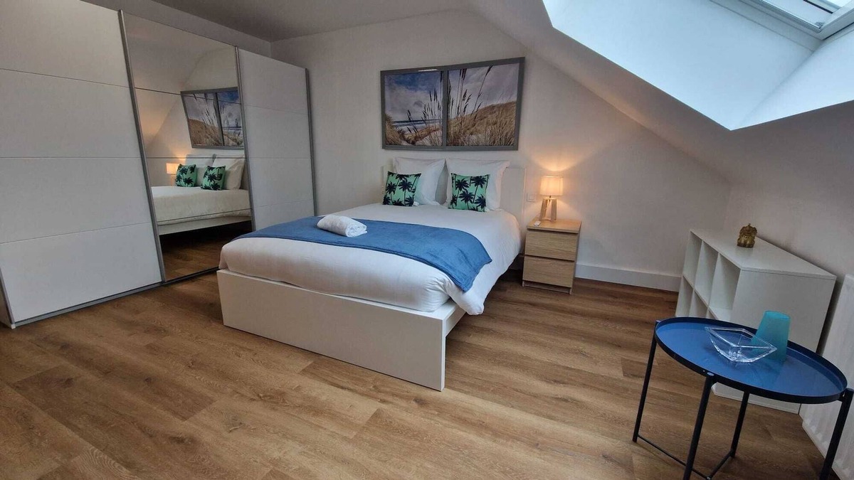 Hettange-Grande Villa | Premium Room 7 Normandie