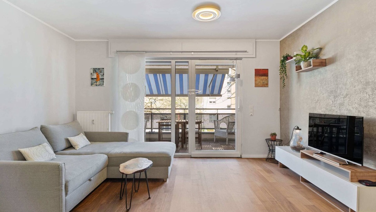 Cents Apartment | Premium Stay in Modern City Apartment