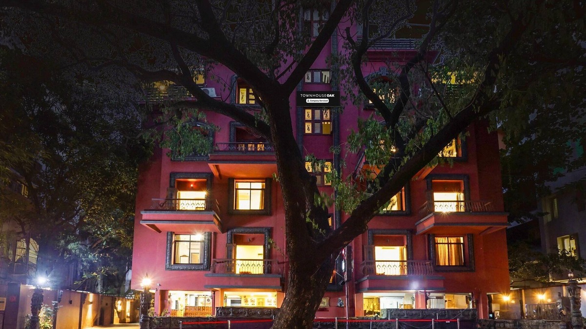 Deccan Gymkhana House | Premium Stays Near Fergusson College