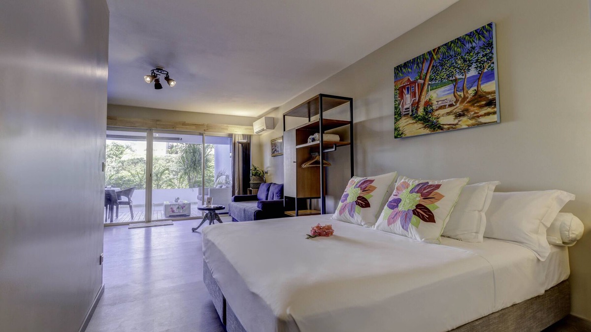 Faaa Apartment | Premium Studio, Nearby Airport, Fast Wifi & Pool