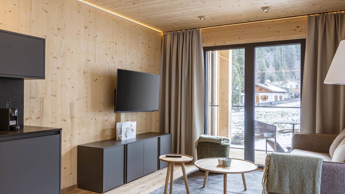 Vorderglemm Apartment | Premium Suite mit 2 SZ & Mini-Spa by Interhome