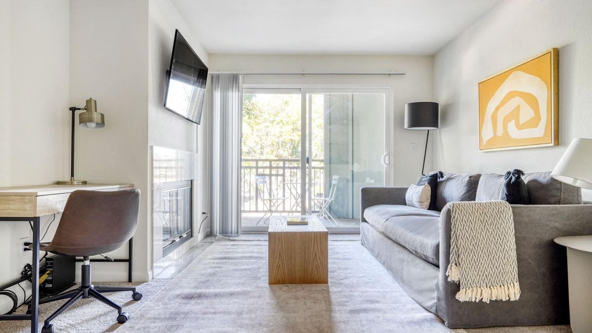 Morse Park Apartment | Premium Sunnyvale 1BR w/Pool, W/D & Gym, walk to Google, by Blueground