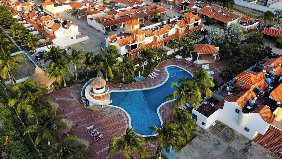 Tucacas House | PREMIUN FAMILY VACATION TOWNHOUSE