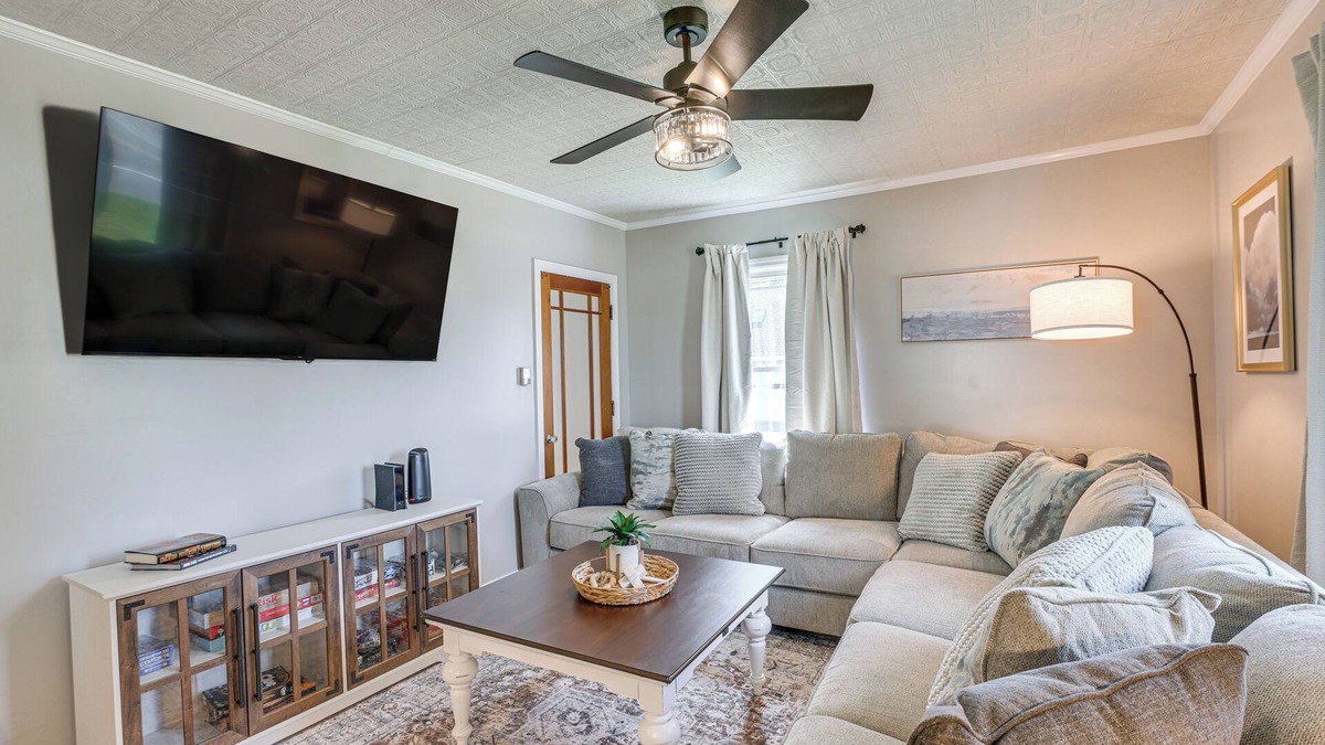 Presque Isle House | Presque Isle Home w/Screened Porch Near River!