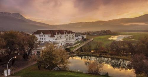Salmon Arm Resort | Prestige Harbourfront Resort, WorldHotels Luxury