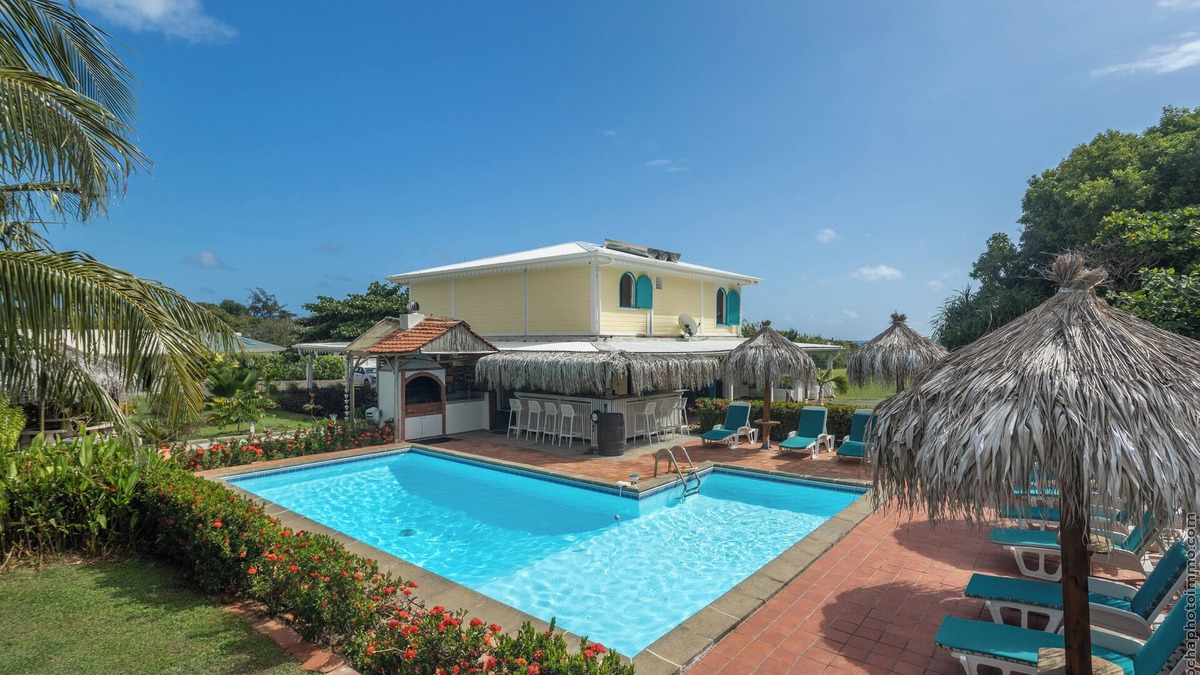 Le Vauclin House | Prestigious seaside villa, swimming pool, 8 bedrooms *