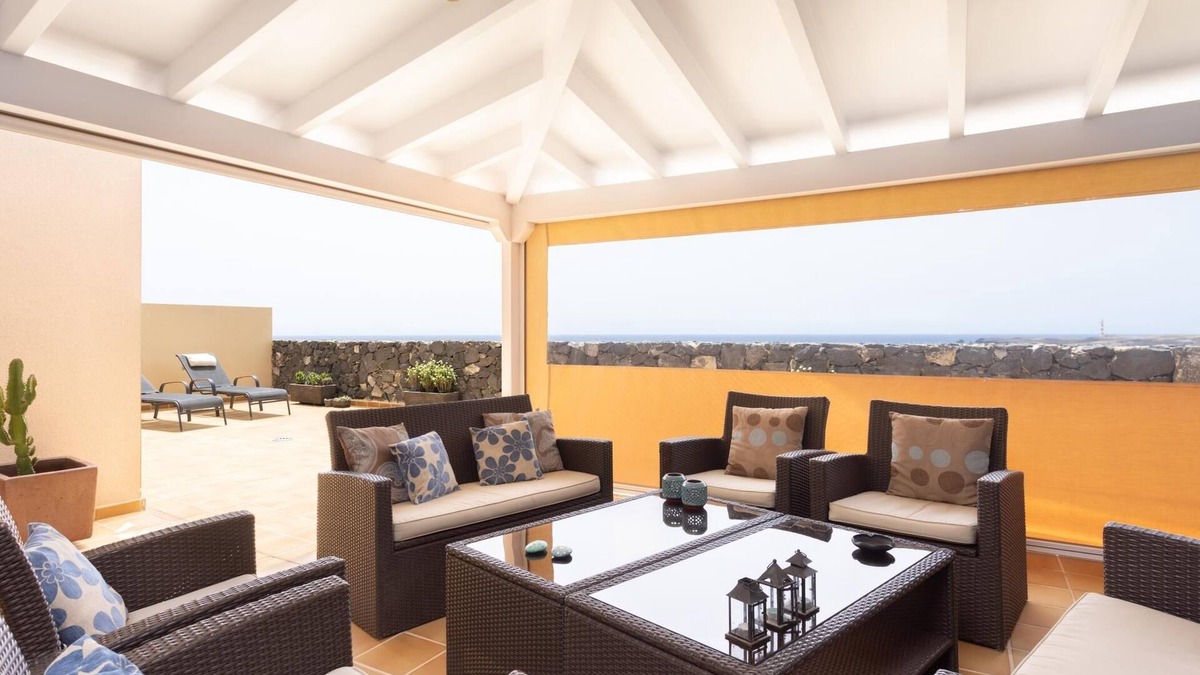 Poris de Abona Apartment | Pretty 3 bedroom property on beach - PORÍS 10